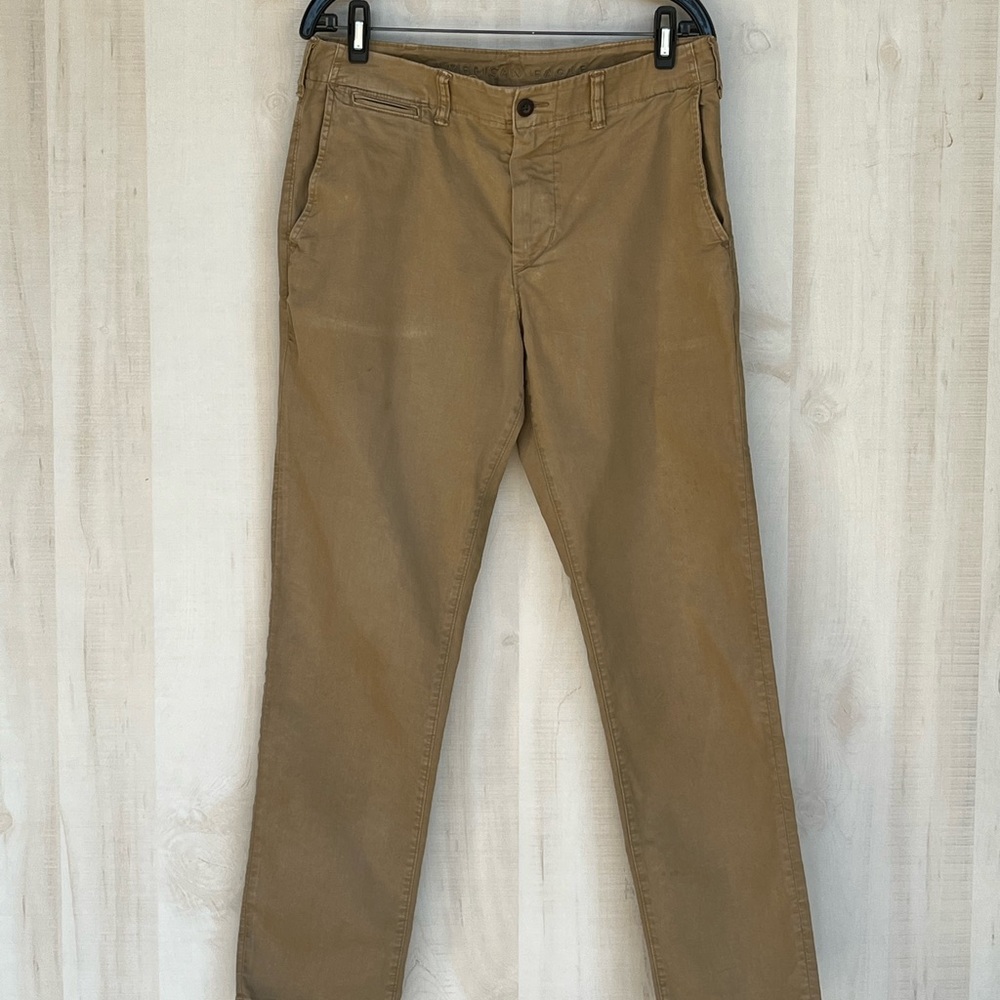 American Eagle Outfitters 31/32 slim flex chino